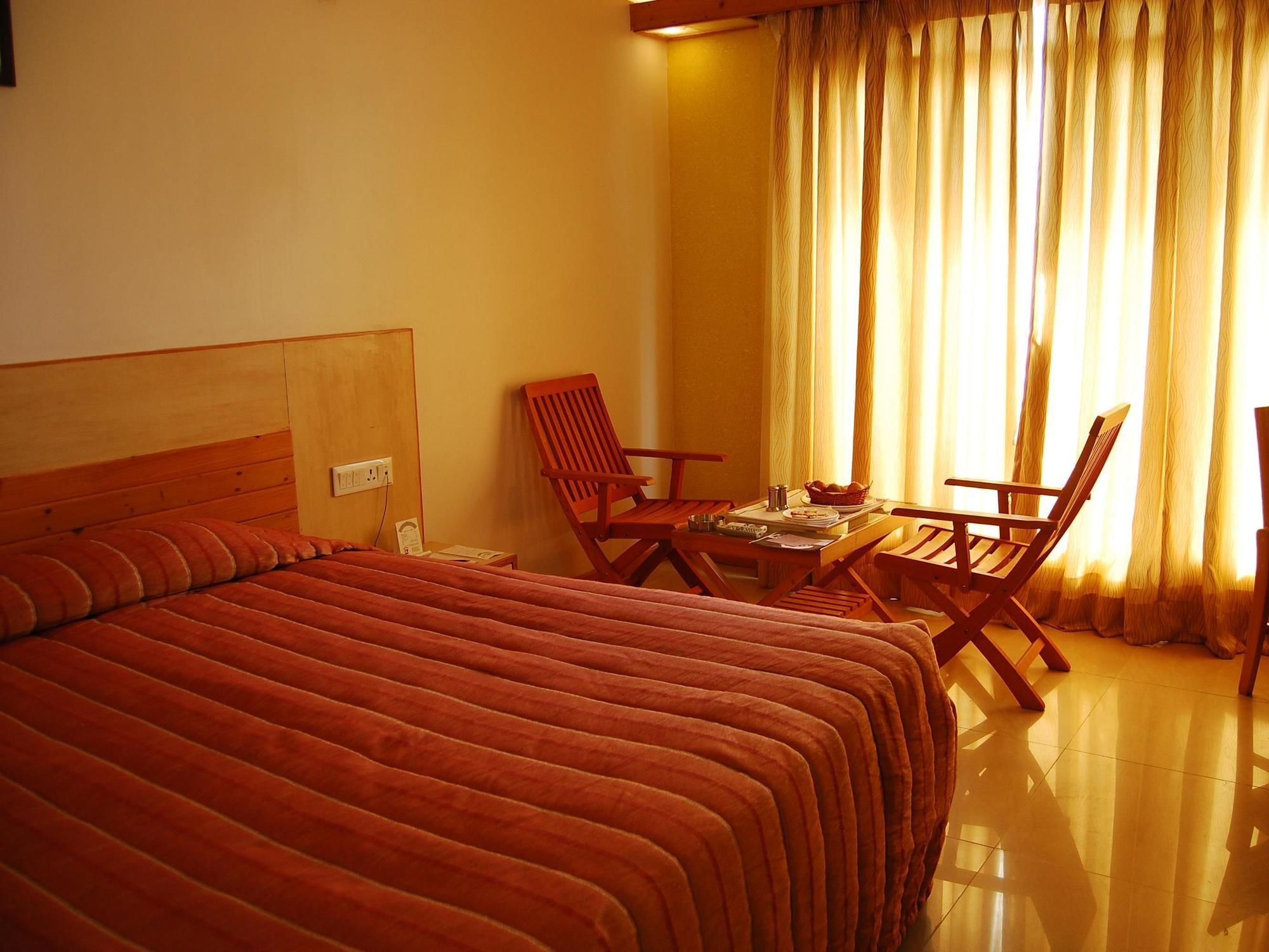Cambay Sapphire, Gandhinagar Ξενοδοχείο Εξωτερικό φωτογραφία